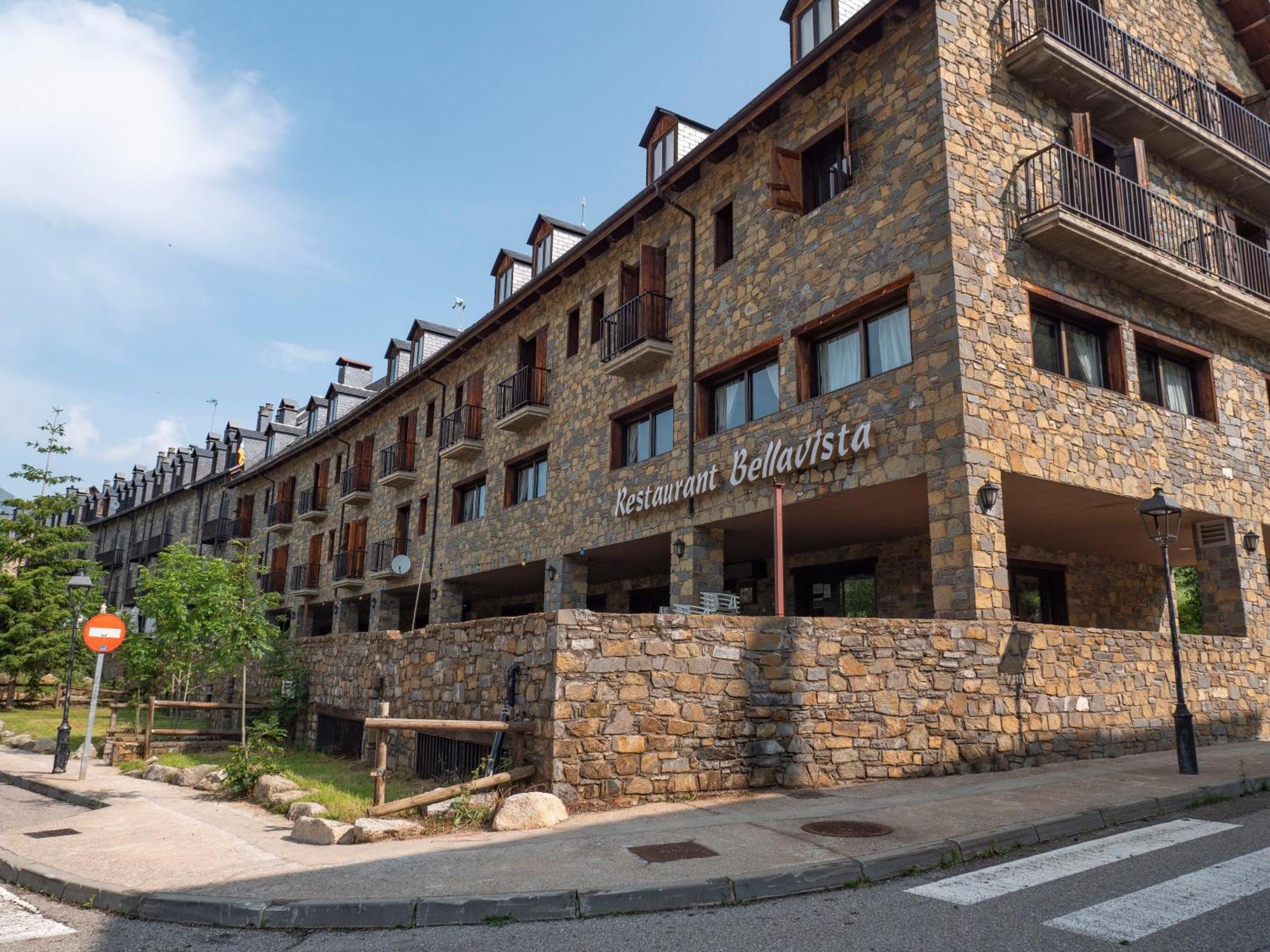 Hotel Romanic Тауль Экстерьер фото